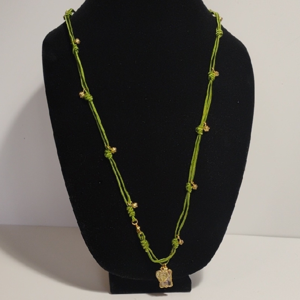 🔥🔥🔥Disney Couture Charm Necklace Featuring Sleeping Beauty Vintage